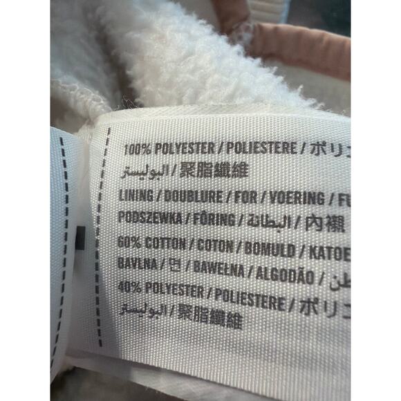 Abercrombie & Fitch assymetrical light pink and cream quilted fleece pullover SM - Picture 5 of 10